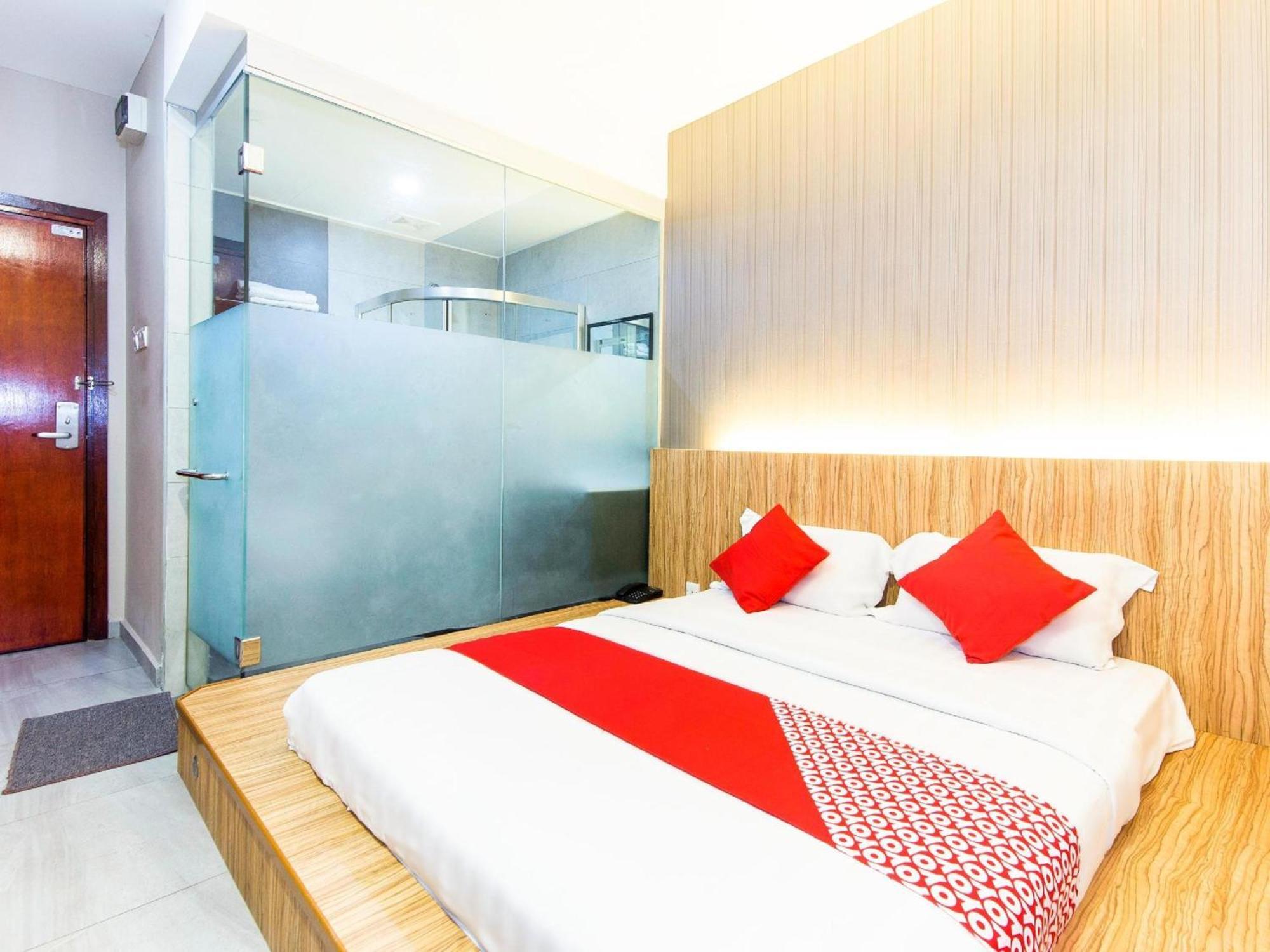 OYO 340 Comfort Hotel Kampong Batu Belah Eksteriør bilde