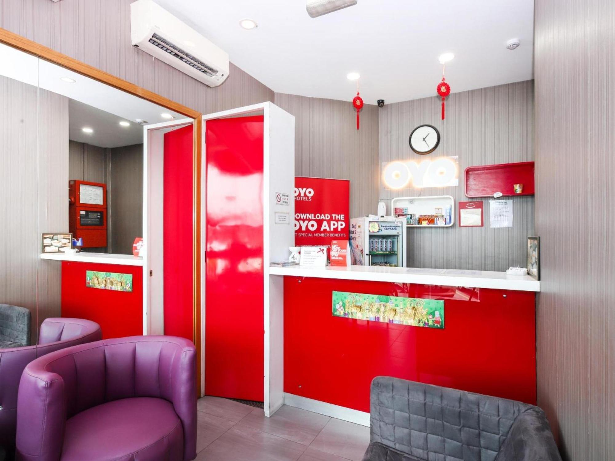 OYO 340 Comfort Hotel Kampong Batu Belah Eksteriør bilde