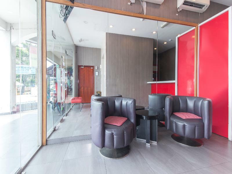 OYO 340 Comfort Hotel Kampong Batu Belah Eksteriør bilde