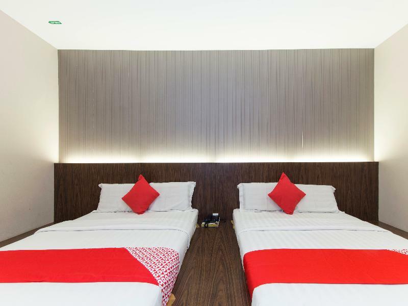 OYO 340 Comfort Hotel Kampong Batu Belah Eksteriør bilde