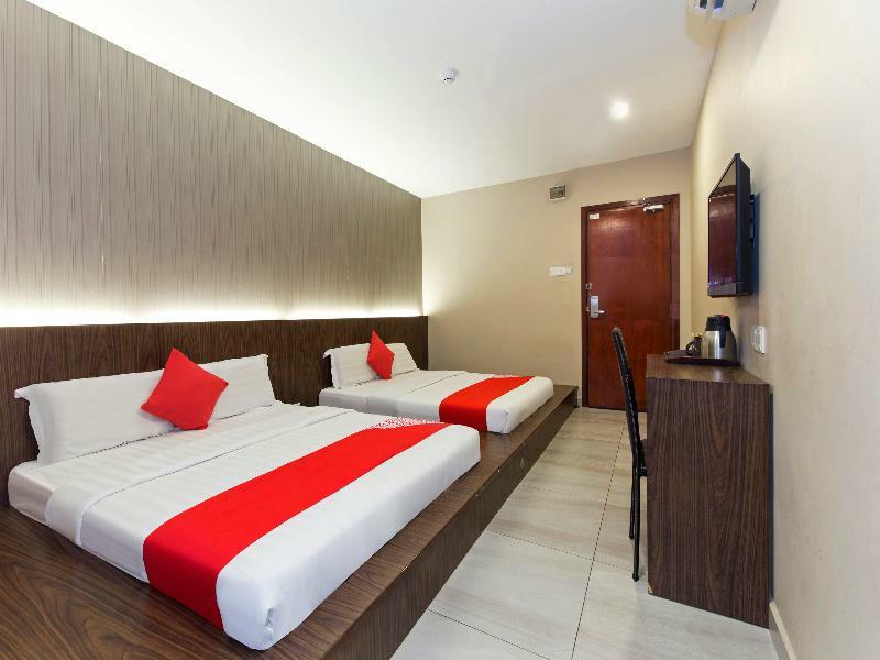 OYO 340 Comfort Hotel Kampong Batu Belah Eksteriør bilde