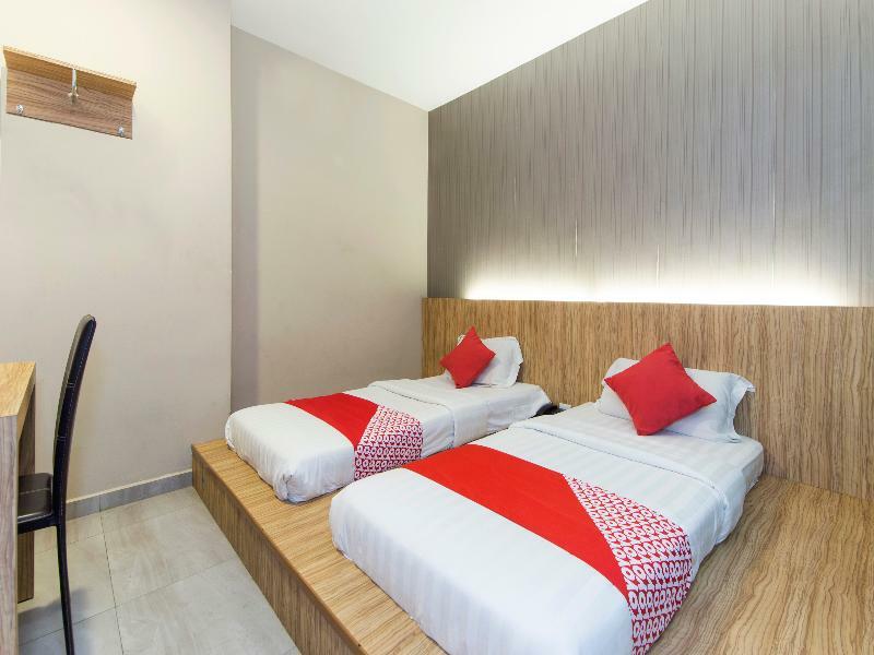 OYO 340 Comfort Hotel Kampong Batu Belah Eksteriør bilde